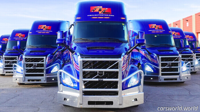 Калифорния отвернулась от дальнобойщиков‑иммигрантов, а теперь Вашингтон требует ответных мер | Carscoops